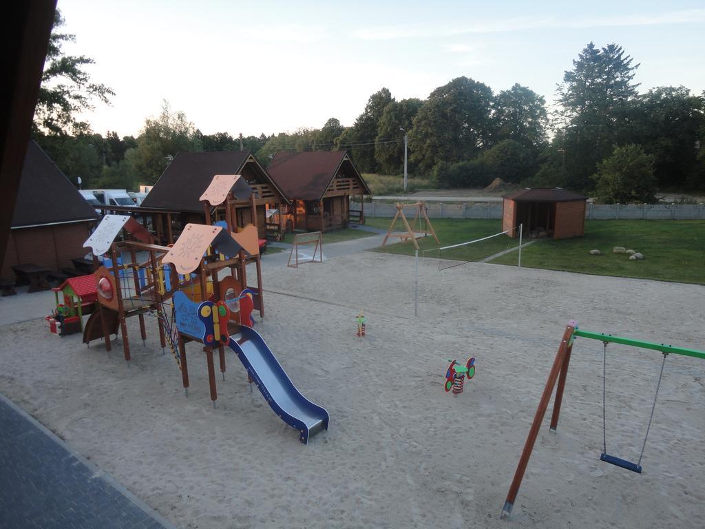 Hotel Agroturystyka Nad Morzem Stolpmünde Exterior foto